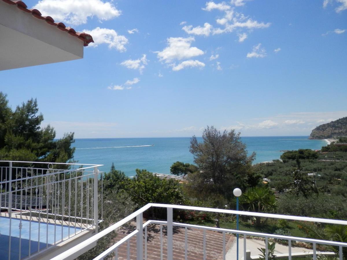 Ville Agnuli Case Vacanza Mattinata Exteriér fotografie