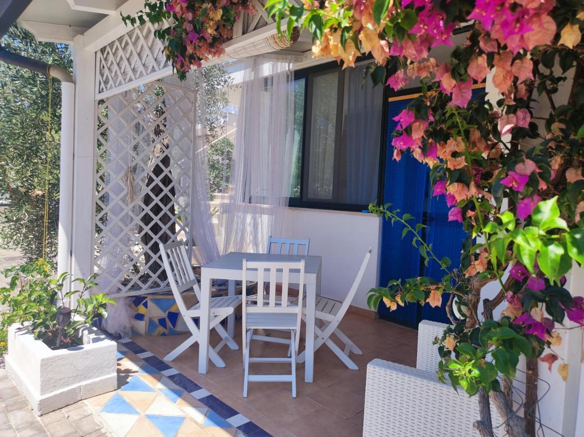Ville Agnuli Case Vacanza Mattinata Exteriér fotografie