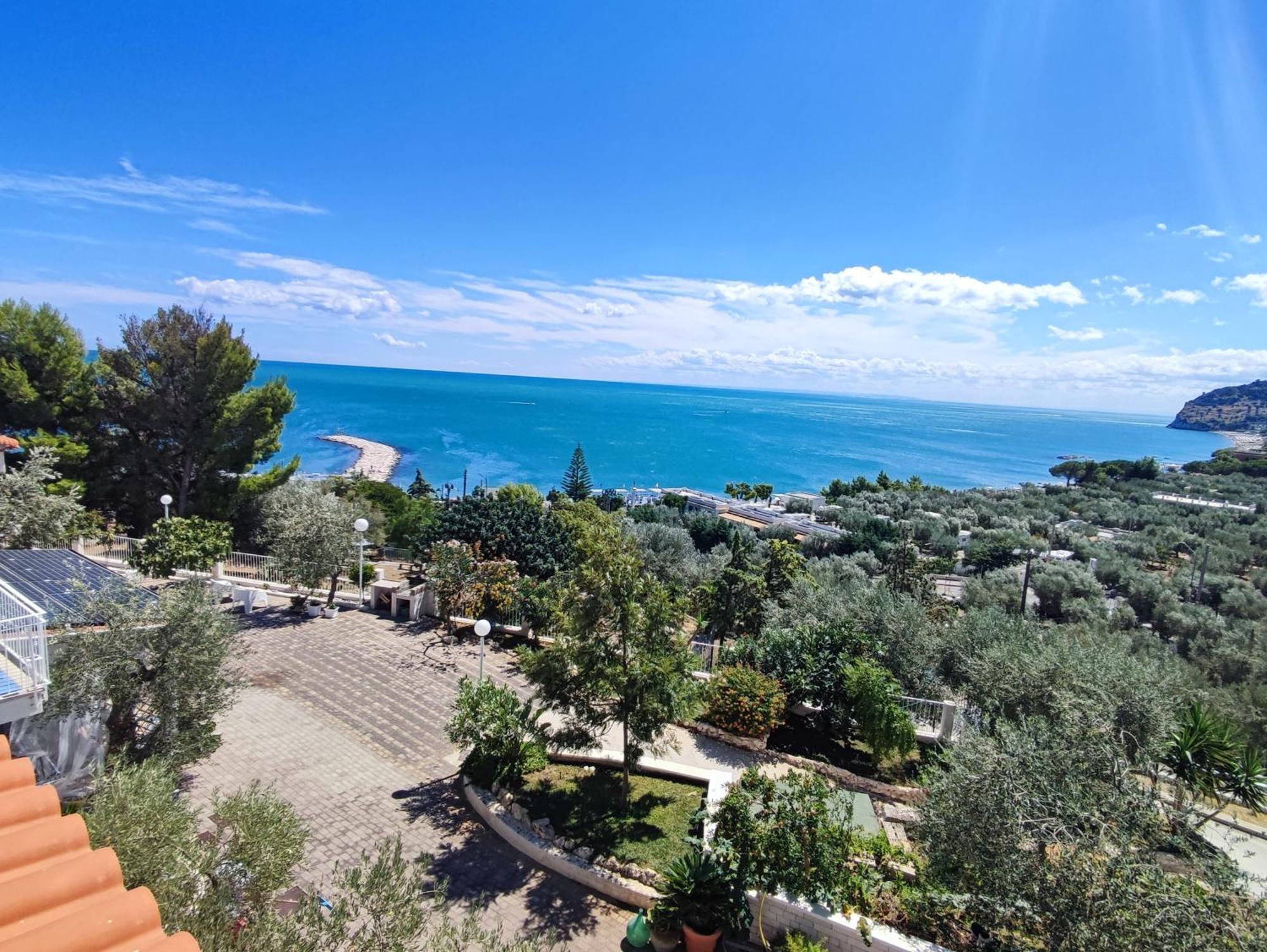 Ville Agnuli Case Vacanza Mattinata Exteriér fotografie